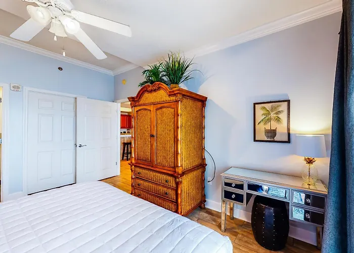 Beachfront W Spacious Layout Swim-through Outdoor Indoor Pool & Hot Tub Gulf Shores